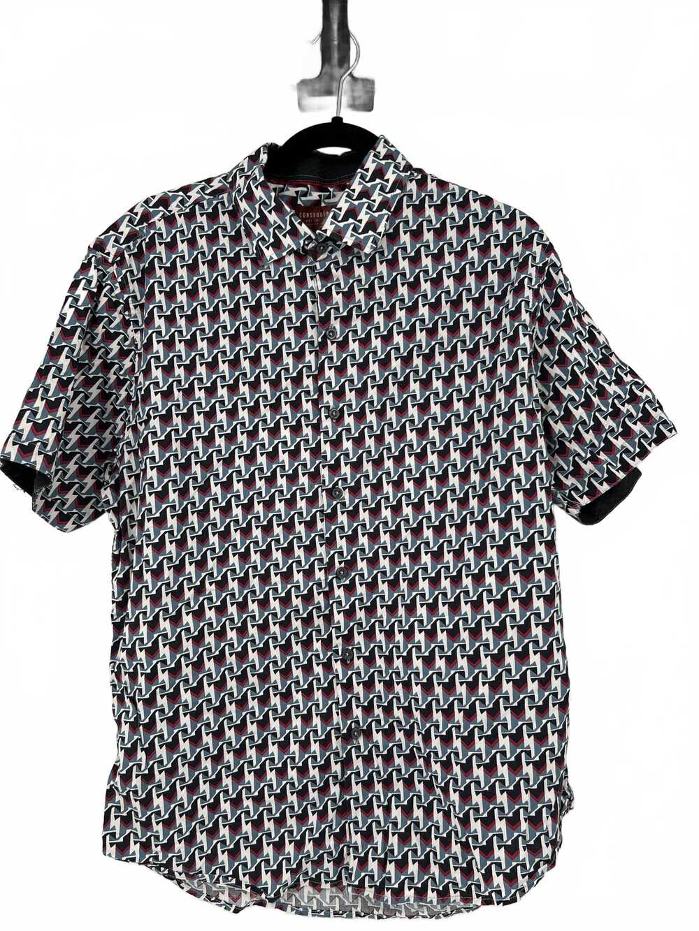 Consequence Red/Blue Geometric Short Sleeve Cassual Button-Down Shirt | Size L